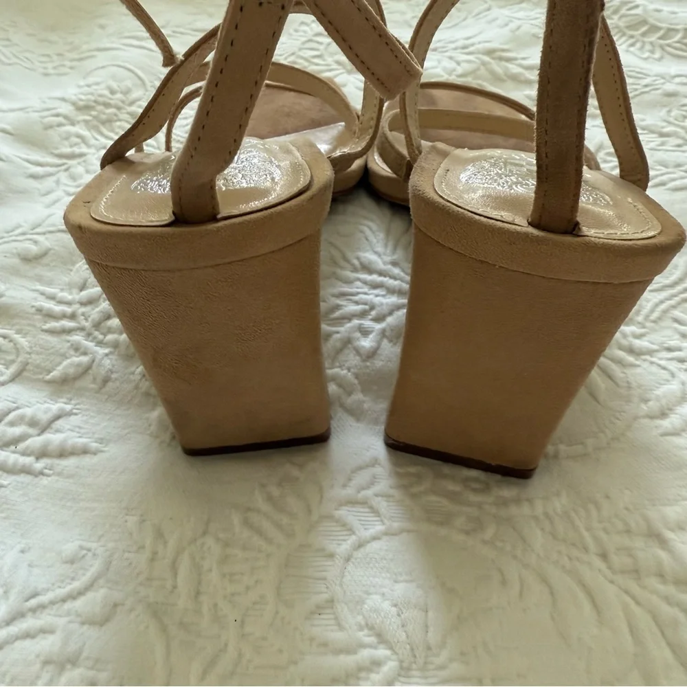 Vince Camuto these vince